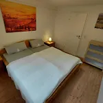 Haus Am Waldrand Apartamento *