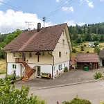 Haus Am Waldrand Apartamento