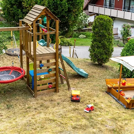 Haus Am Waldrand Apartman