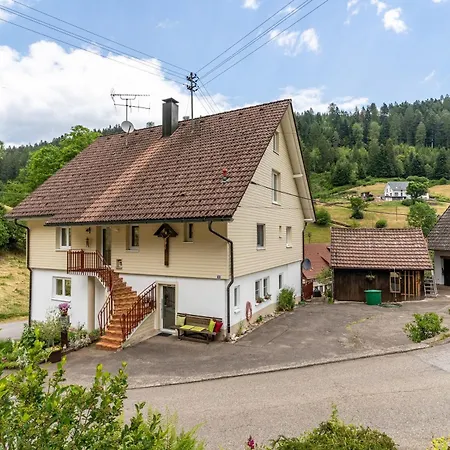 Haus Am Waldrand *